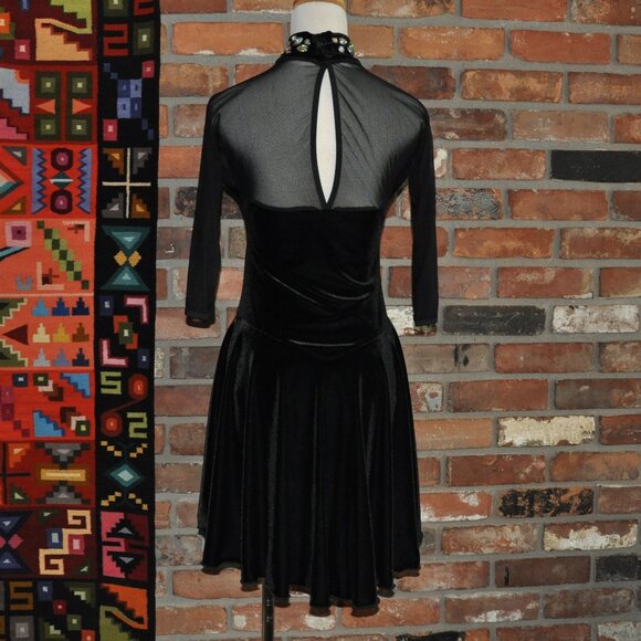SixO Black Velvet Figure Skating Dance Competition Dress Sheer Sleeves L - Picture 4 of 11